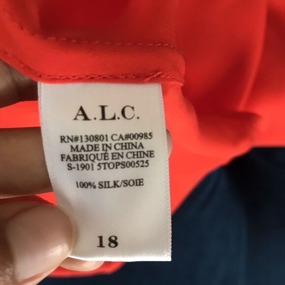 A.L.C. Red Silk Long Sleeve Draped Lightweight Holiday Blouse Top NEW - 18 - Picture 8 of 9